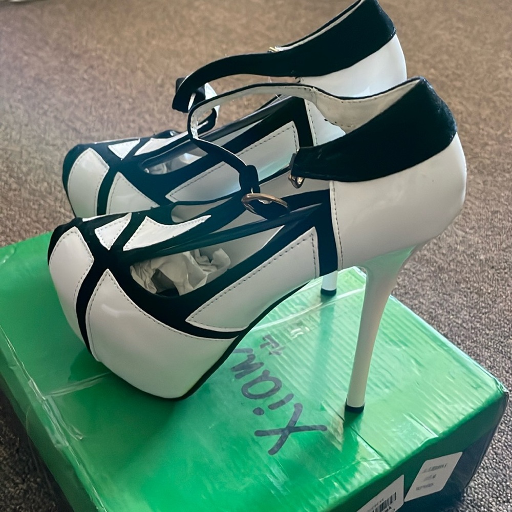 Black and White Womens Heels